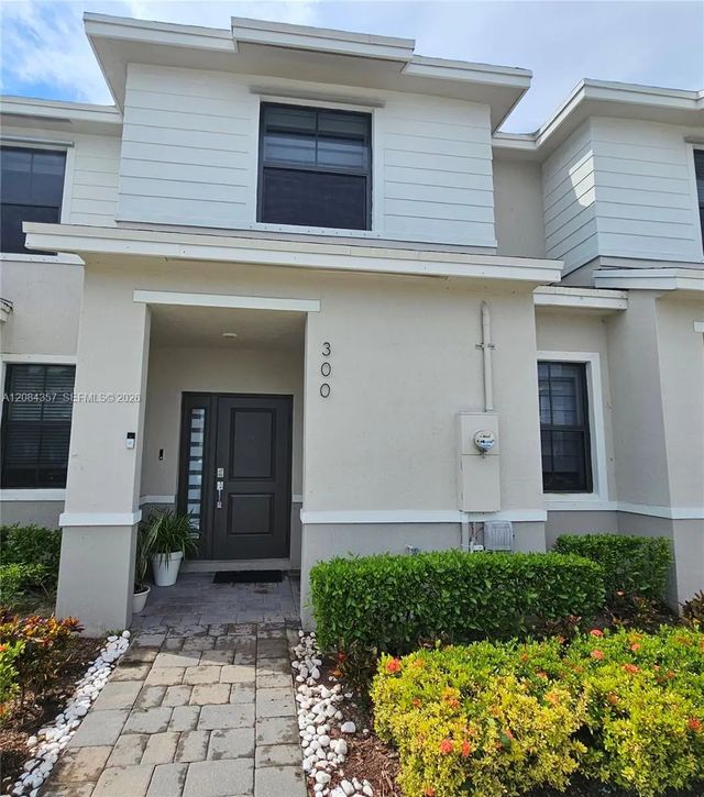 2 of 61 - 300 Ne 12th Street, Florida City, FL