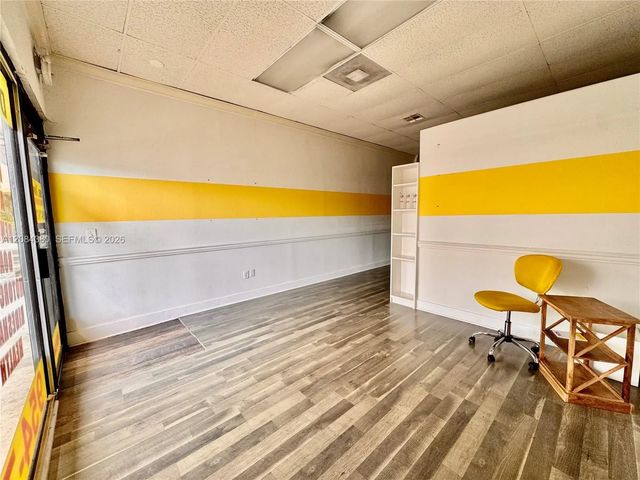 3 of 12 - 2901 W Commercial Boulevard, Fort Lauderdale, FL