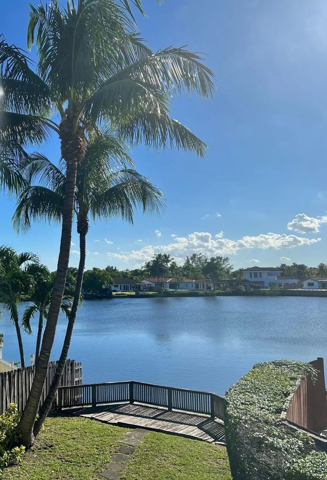 3 of 19 - 2390 Ne 199th Street, Aventura, FL