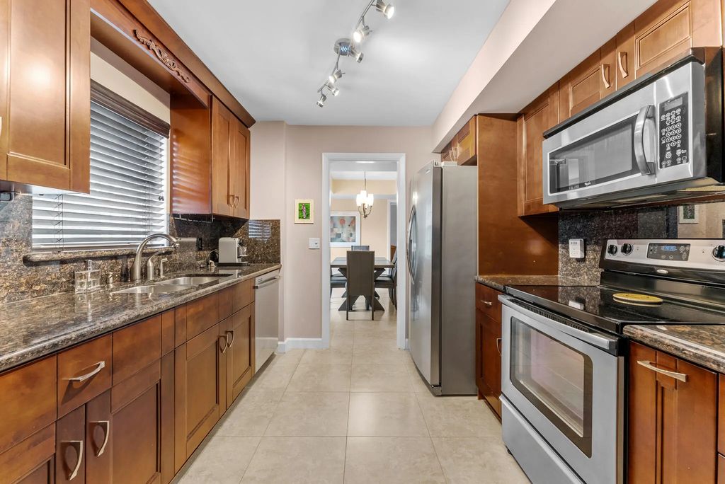 6300 Nw 2nd Avenue #201, Boca Raton
