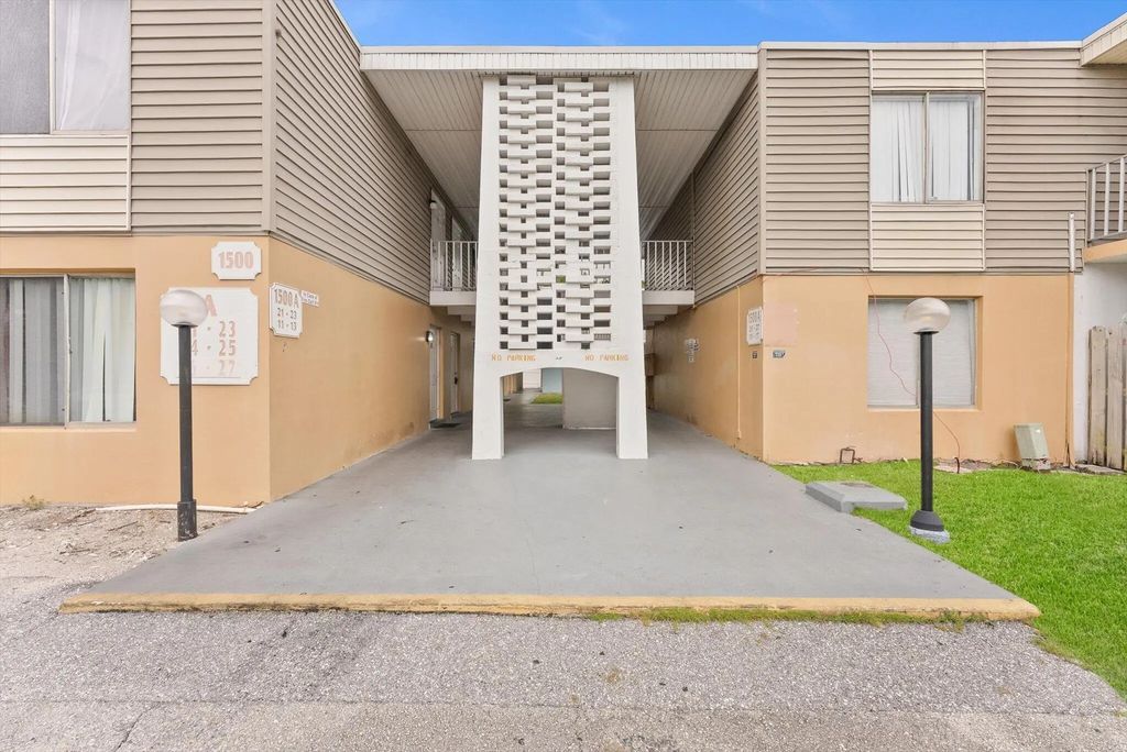 1500 Crescent Circle #a14, Lake Park