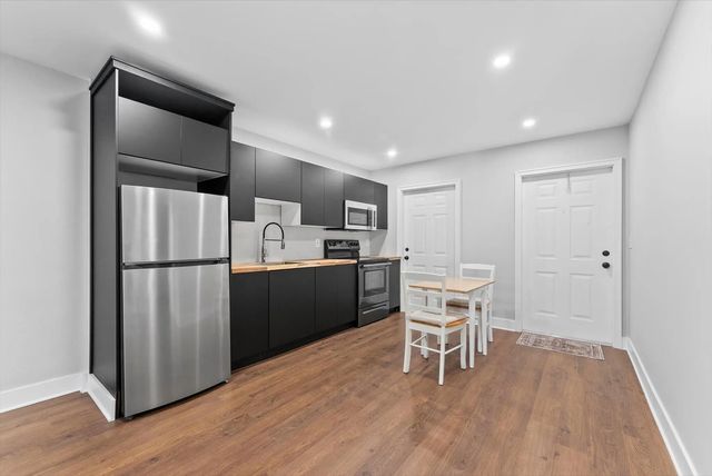 4 of 22 - 1500 Crescent Circle #a14, Lake Park, FL
