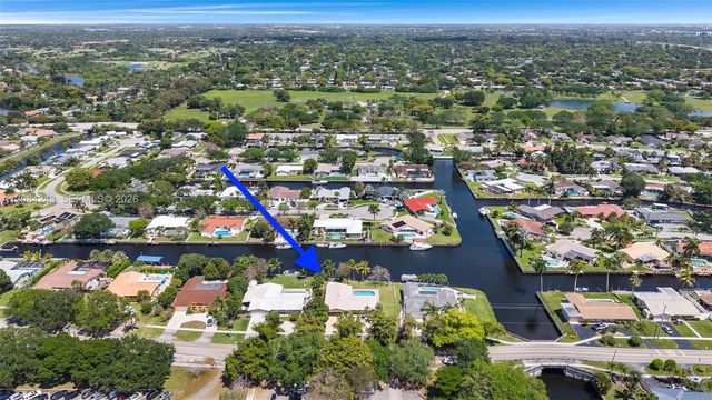 6121 Sw 16th Street, Plantation
