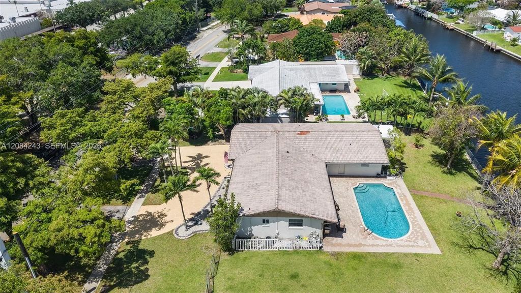 6121 Sw 16th Street, Plantation