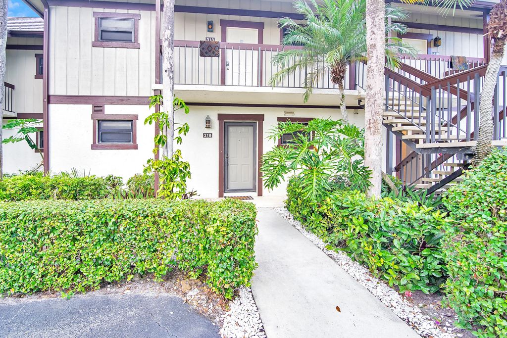 13334 Polo Club Road #218, Wellington