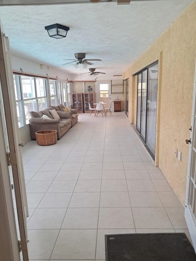 4 of 10 - 2640 Sw Harem Circle, Port St. Lucie, FL