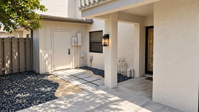 3 of 39 - 264 Deer Creek Wildwood Lane E, Deerfield Beach, FL