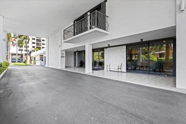 3 of 25 - 1200 Marine Way #304, North Palm Beach, FL