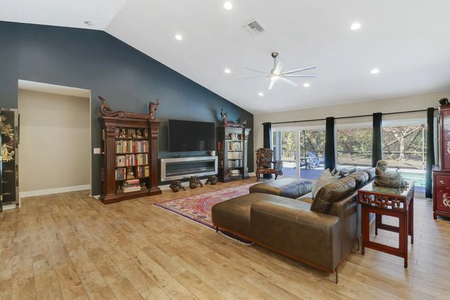 4 of 44 - 815 N E Stokes Terrace, Jensen Beach, FL