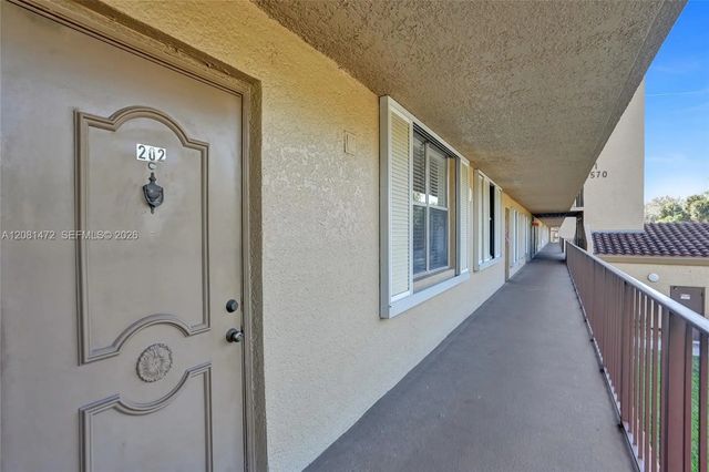 2 of 38 - 4570 Nw 18th Avenue #202, Deerfield Beach, FL