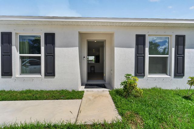 4 of 37 - 1051 Sw Becker Road, Port St. Lucie, FL
