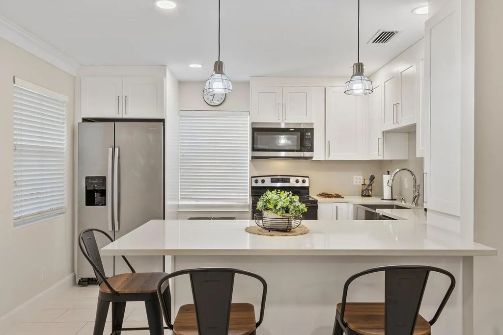 414 S Ocean Breeze, Lake Worth Beach
