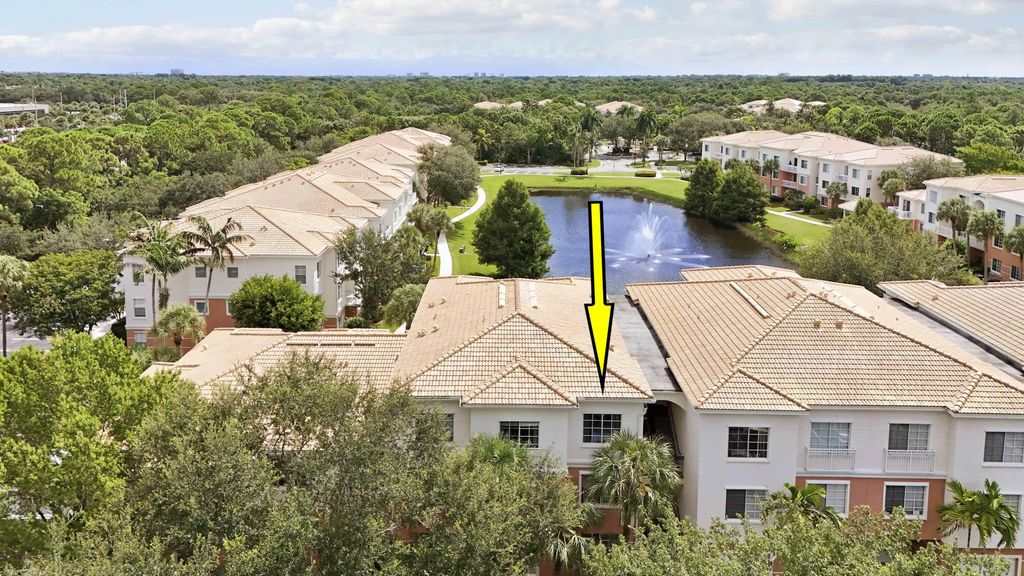 8303 Myrtlewood Circle W, Palm Beach Gardens