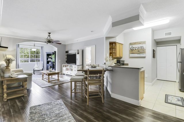 2 of 30 - 8303 Myrtlewood Circle W, Palm Beach Gardens, FL