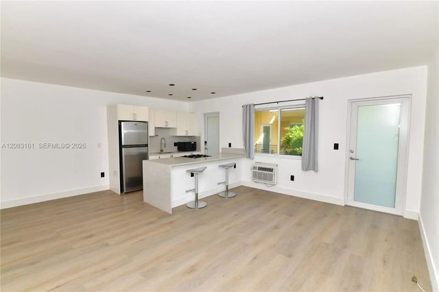 3 of 17 - 65 Washington Avenue #25, Miami Beach, FL