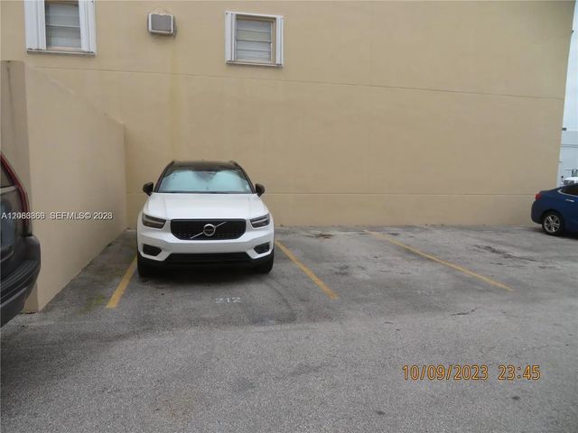 2 of 7 - 2450 W 82nd Street #212, Hialeah, FL