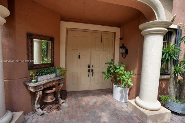 2 of 35 - 2706 Kinsington Circle #23-2, Weston, FL