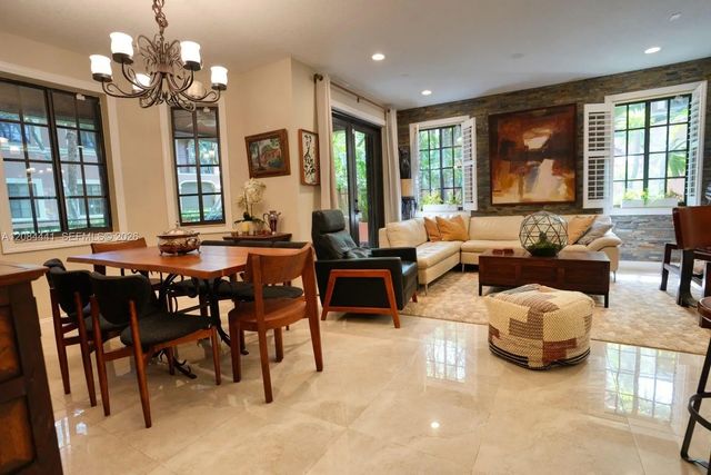 5 of 35 - 2706 Kinsington Circle #23-2, Weston, FL