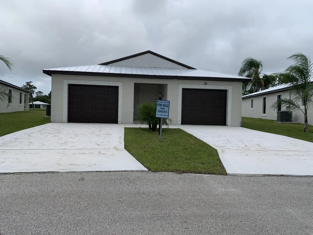 63 Mediterranean Boulevard E, Port St. Lucie