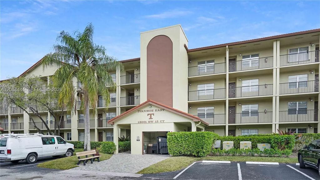 13001 Sw 15th Court #405t, Pembroke Pines
