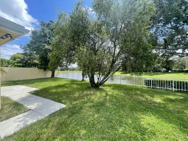 4 of 33 - 2571 Sw Greenwich Way, Palm City, FL