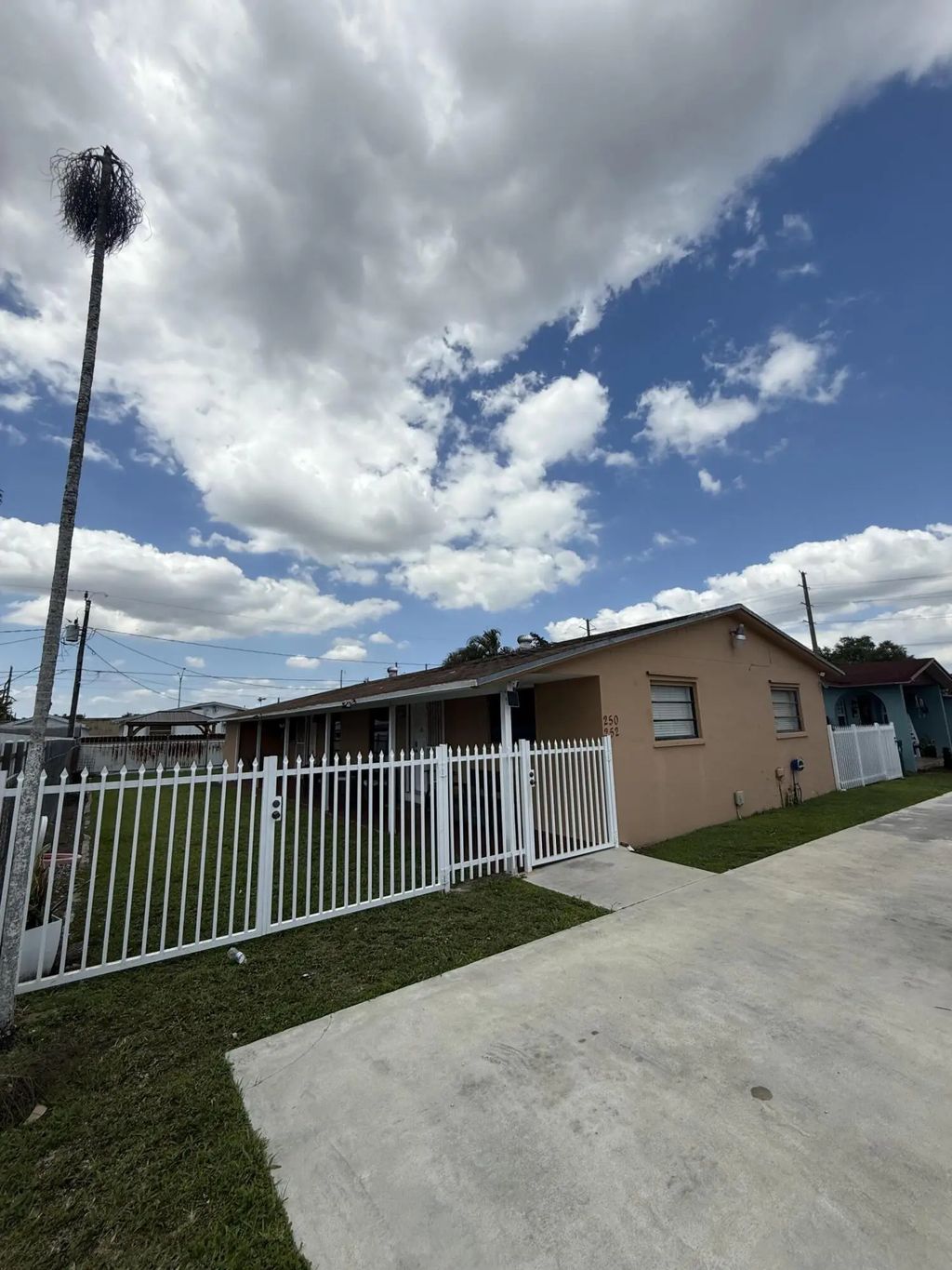 250 Sw 76th Court, Miami