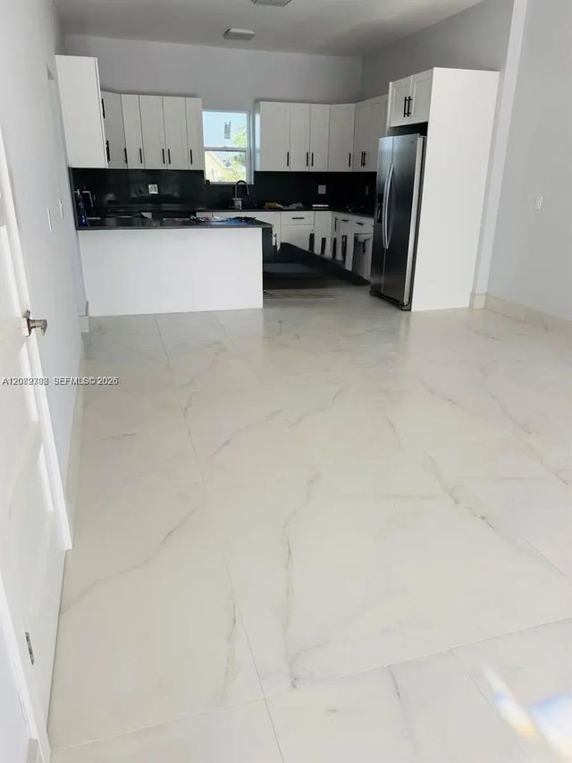 3 of 9 - 401 Lexington Drive, , FL