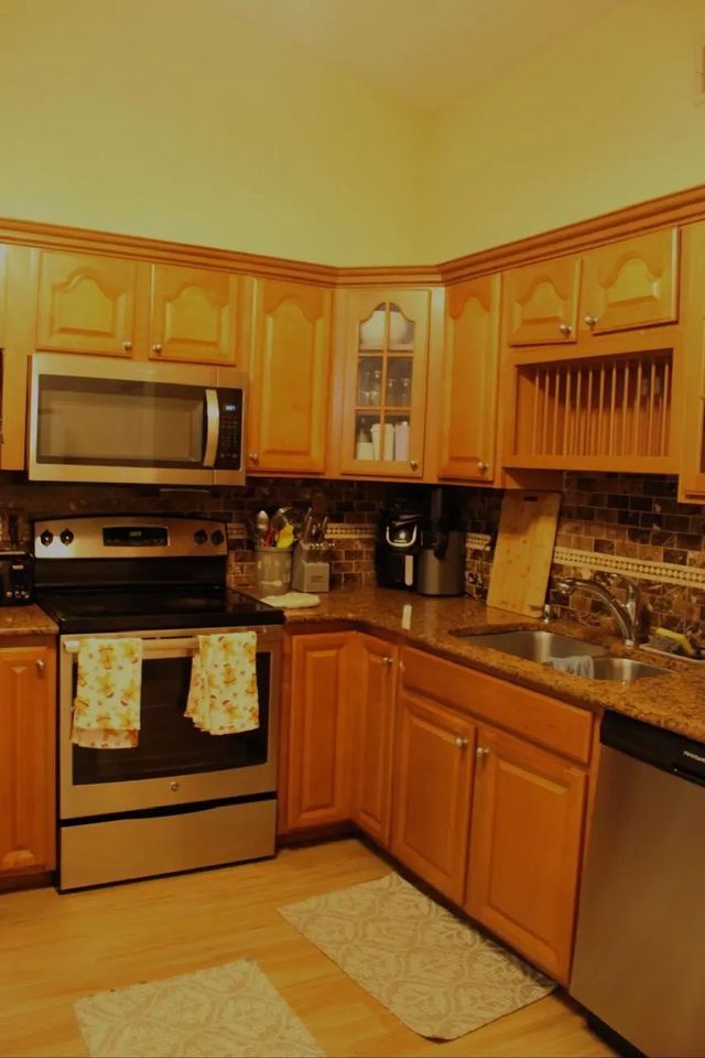 4 of 37 - 18751 Shauna Manor Drive, Boca Raton, FL