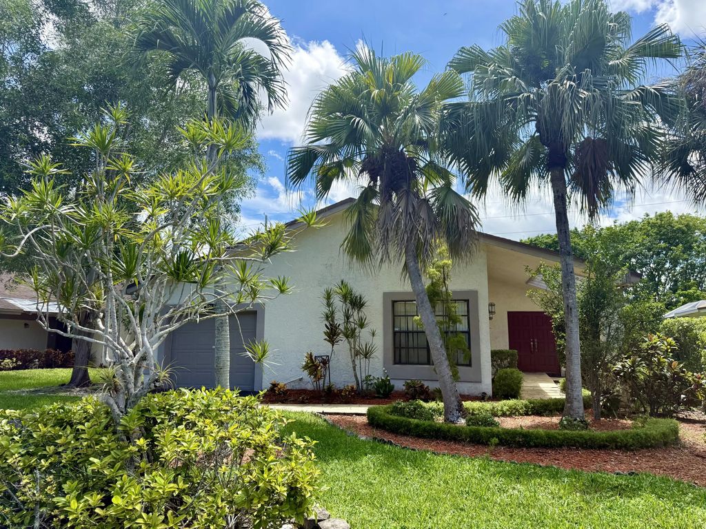 8963 Old Pine Way #21, Boca Raton