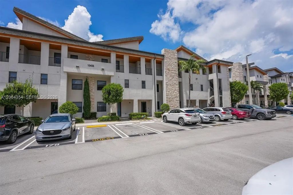 10455 Nw 82nd Street #10, Doral