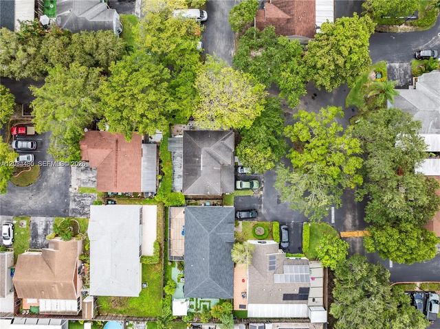 4 of 29 - 22316 Sw 99th Avenue, Cutler Bay, FL