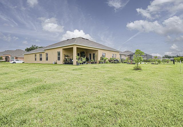4 of 56 - 80 52nd Square, Vero Beach, FL