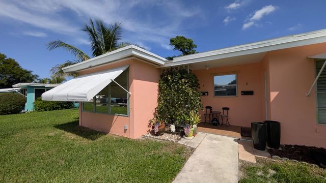 2 of 32 - 355 Main Boulevard #a, Boynton Beach, FL