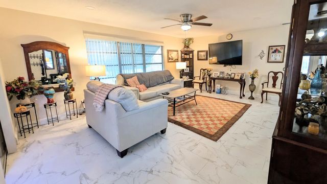 5 of 32 - 355 Main Boulevard #a, Boynton Beach, FL