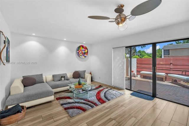 3 of 52 - 3908 Parkside Lane #229, Hollywood, FL