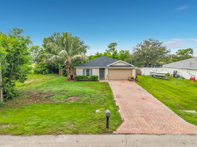 4306 Ne 24th Place, Cape Coral