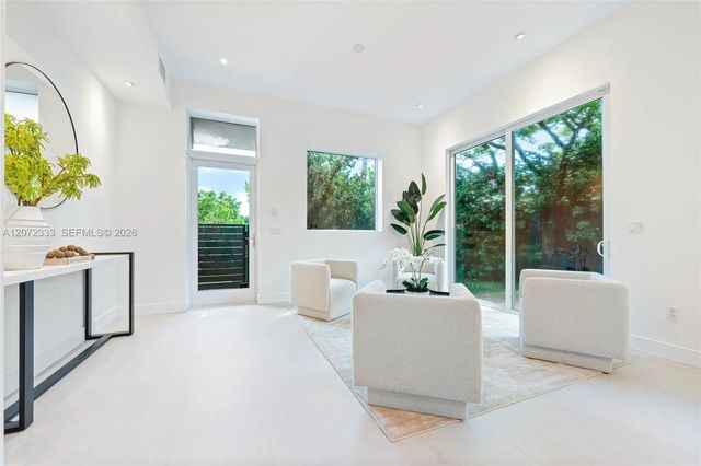 3 of 26 - 1620/1622 Sw 30th Avenue, Miami, FL