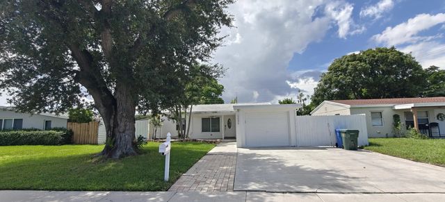 3 of 16 - 5649 Ne 5th Terrace, Oakland Park, FL