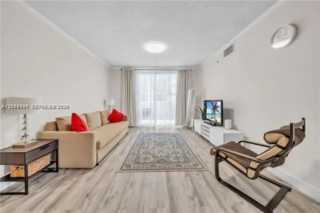 17145 N Bay Road #4304, Sunny Isles Beach