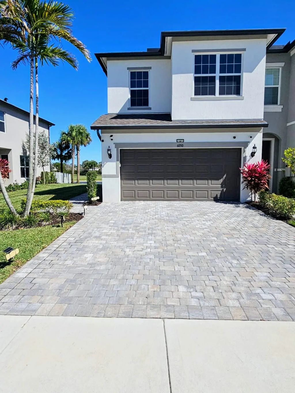 6050 Praza Lane, Greenacres