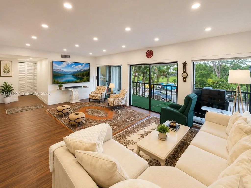6010 S Falls Cir Drive, Lauderhill