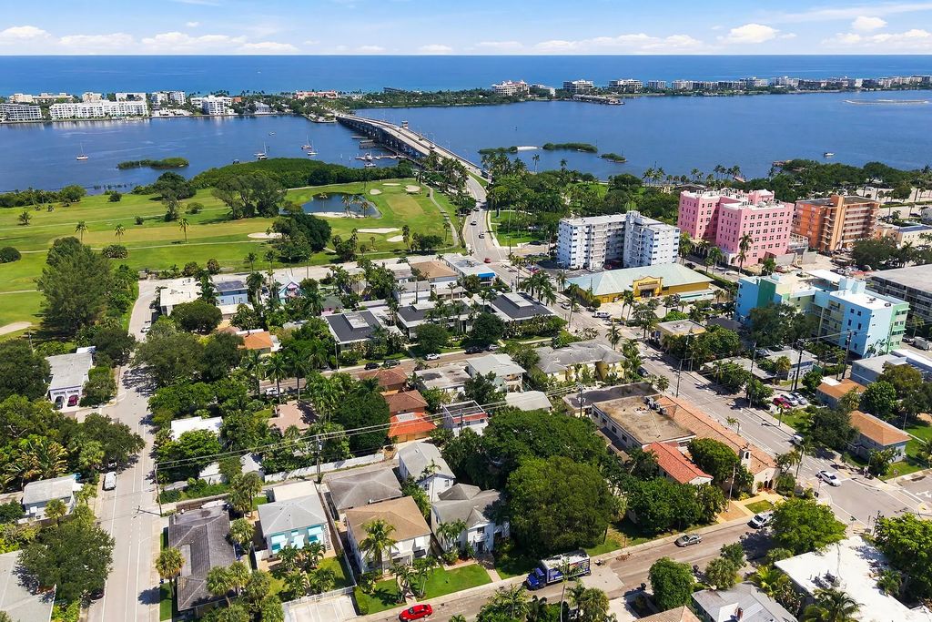 113 N Lakeside Drive ##5 & #6, Lake Worth Beach