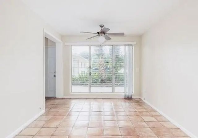 4 of 30 - 113 N Lakeside Drive ##5 & #6, Lake Worth Beach, FL