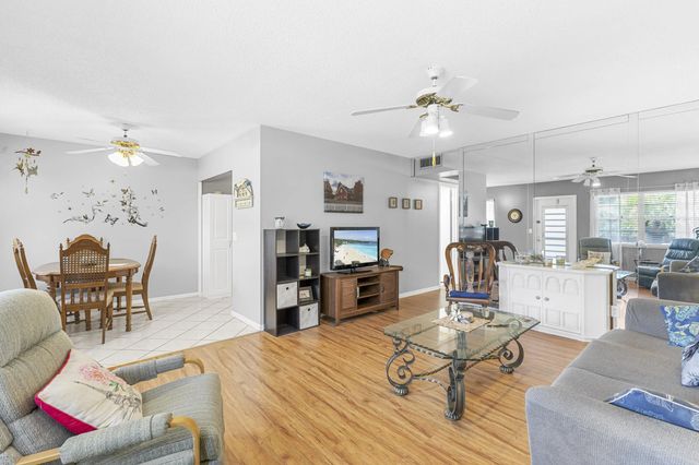 5 of 39 - 159 Newport J, Deerfield Beach, FL