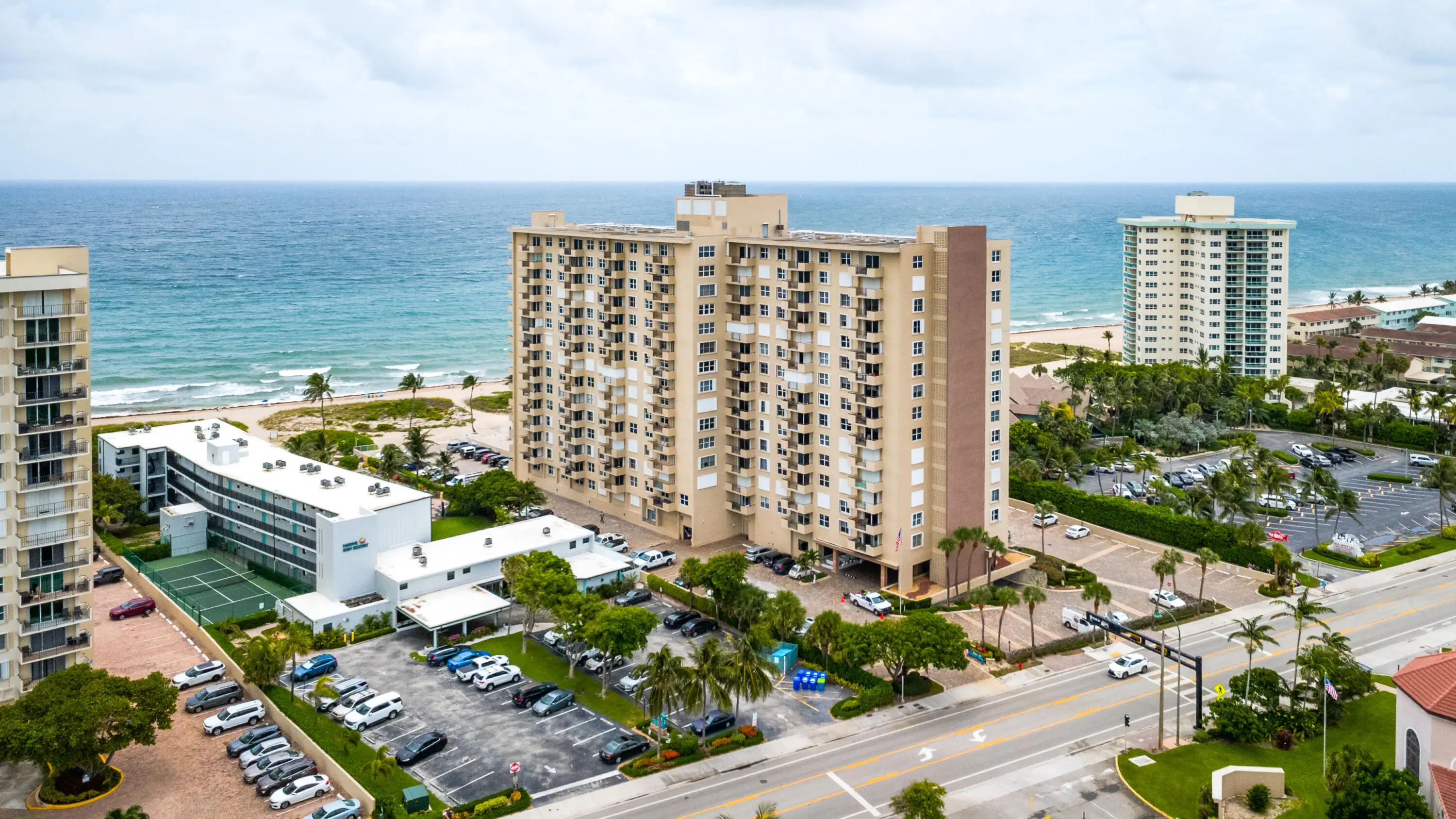 2000 S Ocean Blvd # Boulevard #lf, Lauderdale-by-the-sea
