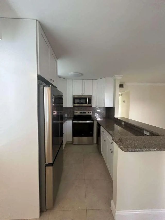 3 of 16 - 341 Fanshaw I, Boca Raton, FL