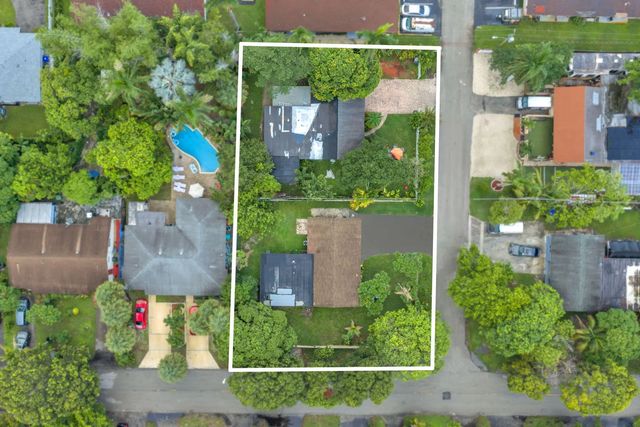 4 of 4 - 461 Nw 17th Place, Fort Lauderdale, FL