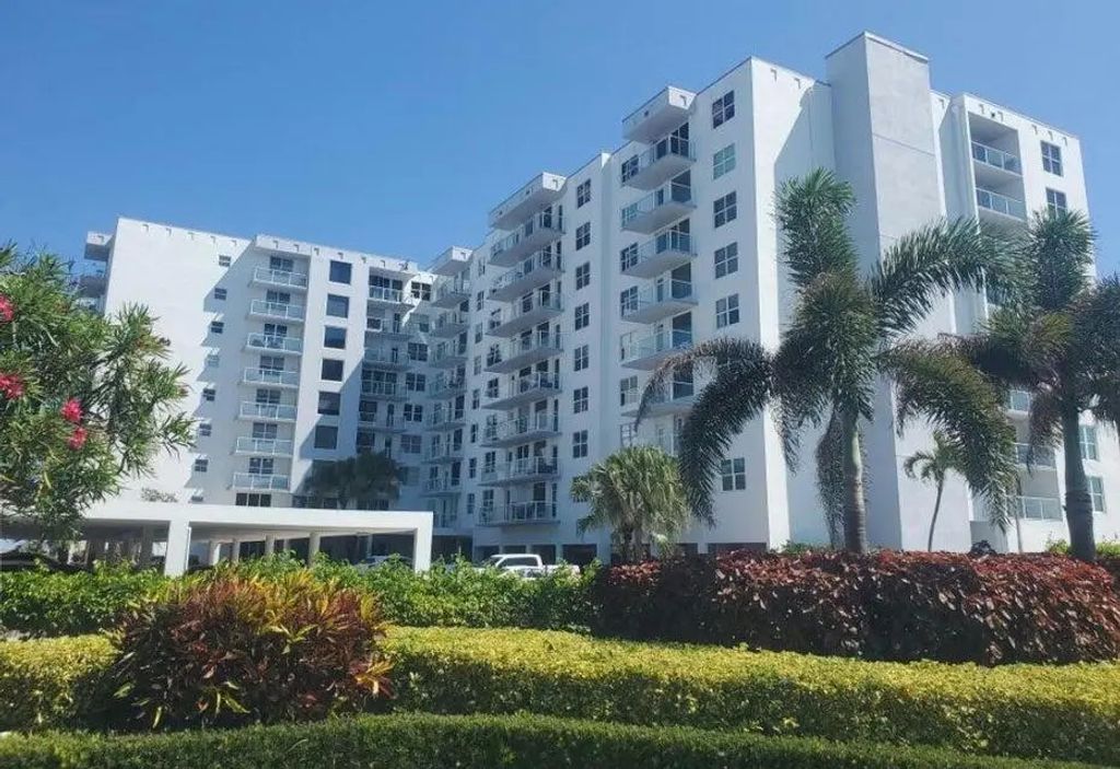 3450 S Ocean Boulevard #2240, Palm Beach