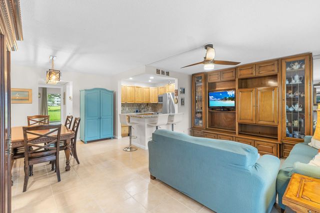 5 of 50 - 1017 Berkshire A #1017, Deerfield Beach, FL