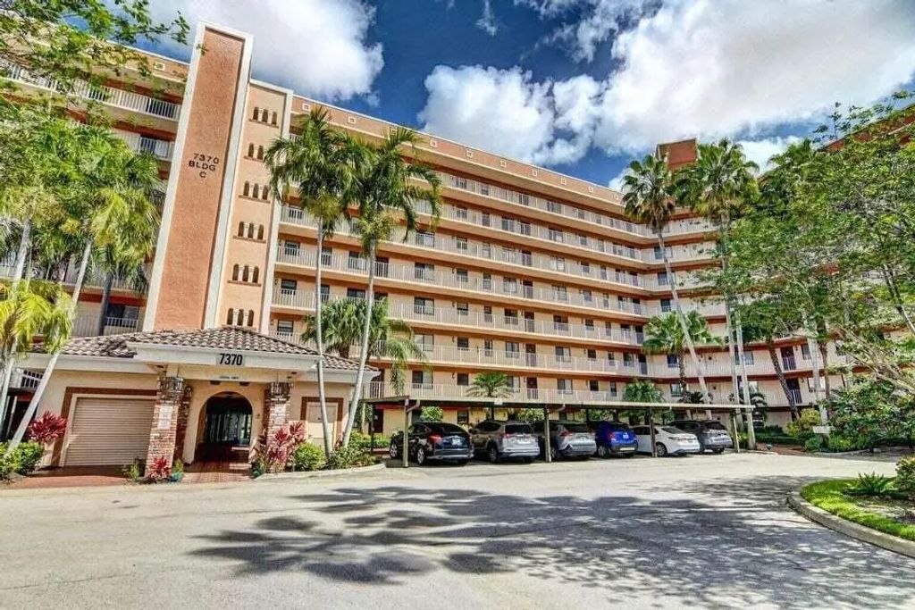 7380 S Oriole Boulevard #605, Delray Beach